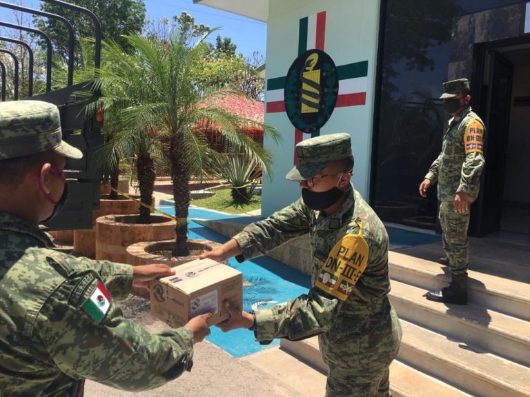 llegan 6.6 toneladas de insumos médicos a Yucatán