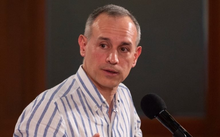 Será un reto atender otras enfermedades tras fase crítica de covid-19: López-Gatell