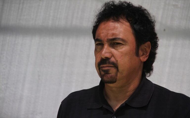 Hugo Sánchez revela el motivo de la salida de Míchel González de Pumas