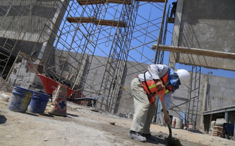 Regresan al mercado laboral 5.7 millones de personas en junio: Inegi