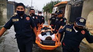 Explosión en casa de Paseos de Opichén: Un muerto y una mujer herida grave