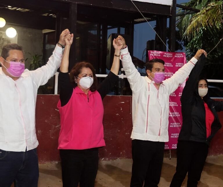 Milagros Romero y Silvia López, en Fuerza México