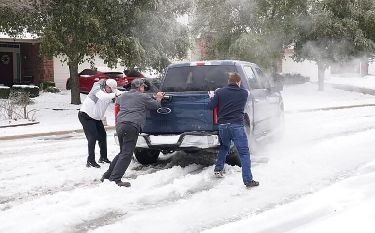 Ola polar paraliza energías en Texas y afecta a México tras 6 días de bajas temperaturas