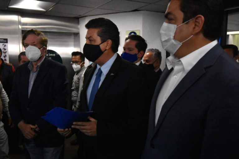 García Cabeza de Vaca se queja de persecución “de Palacio Nacional”