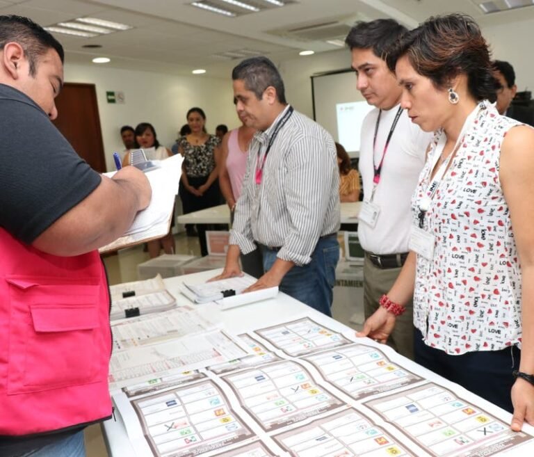 Boletas, con apodos