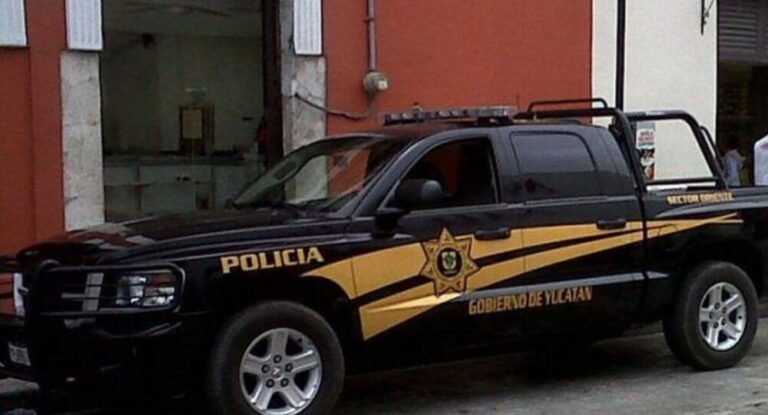 Tras persecución por robo de auto detienen a tres en Ciudad Cuacel
