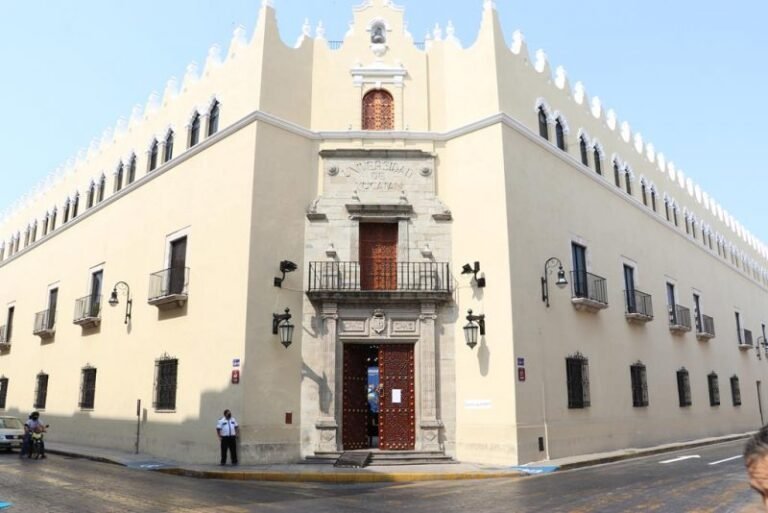 UADY anuncia regreso a labores presenciales de todo el personal