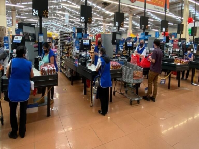 ¿Cuánto te deben pagar por trabajar este lunes 15 de noviembre?