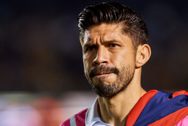 Oribe Peralta le dice adiós al balón de fútbol con emotivo mensaje