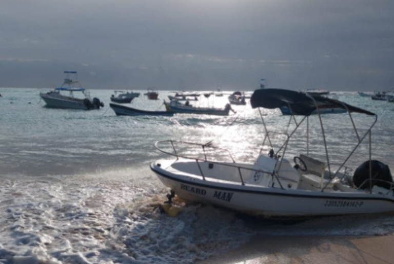 Marejadas por “Norte” en la Península provoca daños a embarcaciones