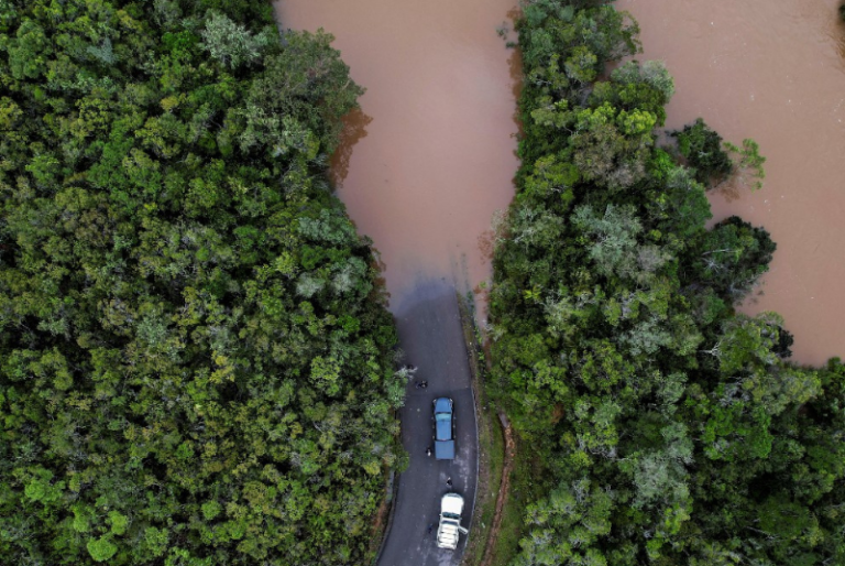 Ciclón Batsirai devasta la costa este de Madagascar
