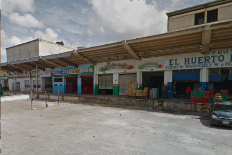 Luis Moisés González y “Huacho” Díaz tejen telaraña en la Central de Abastos de Mérida