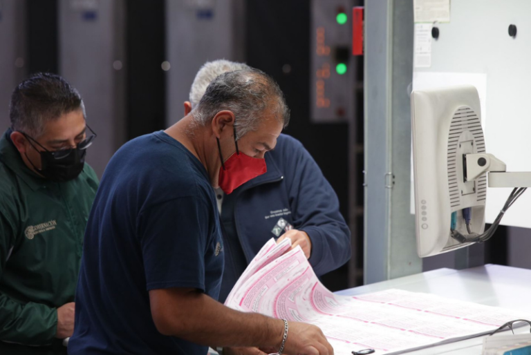 Arranca la impresión de papeletas para la consulta de Revocación de Mandato