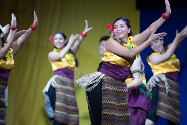 Dr. Ock Soo Park propone educación de valores a jóvenes, en su visita a México