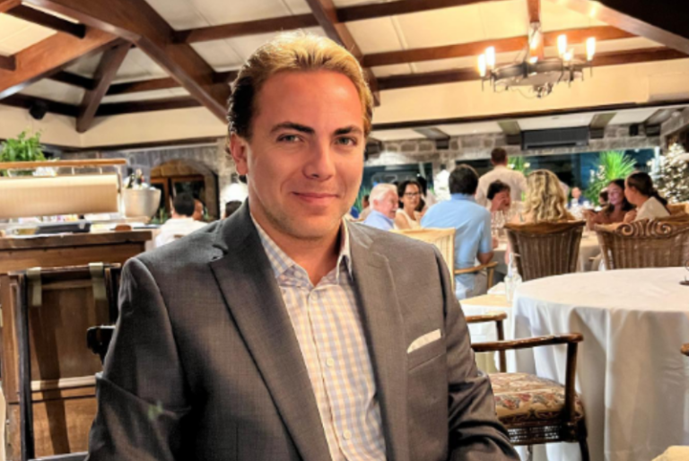 Cristian Castro luce como en sus inicios con nuevo look, aseguran: FOTO