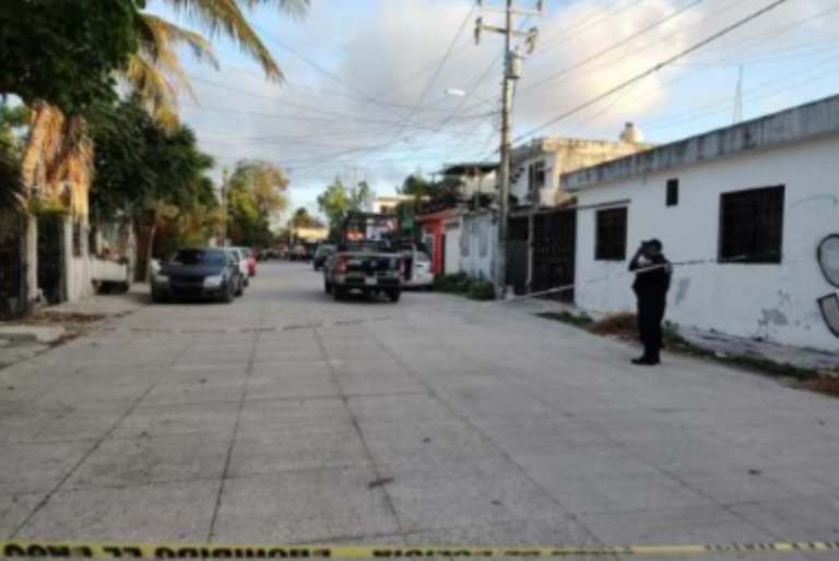 Ejecutan a un hombre en un cibercafé de la Región 235 de Cancún