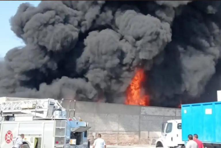 Se registra incendio en recicladora de Torreón, Coahuila
