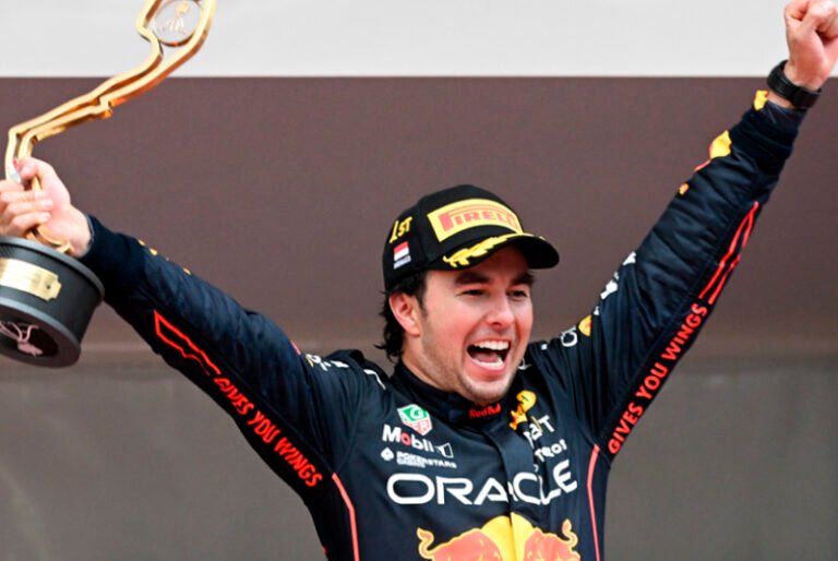 Checo Pérez firma nuevo contrato con Red Bull hasta 2024 tras triunfo en Mónaco