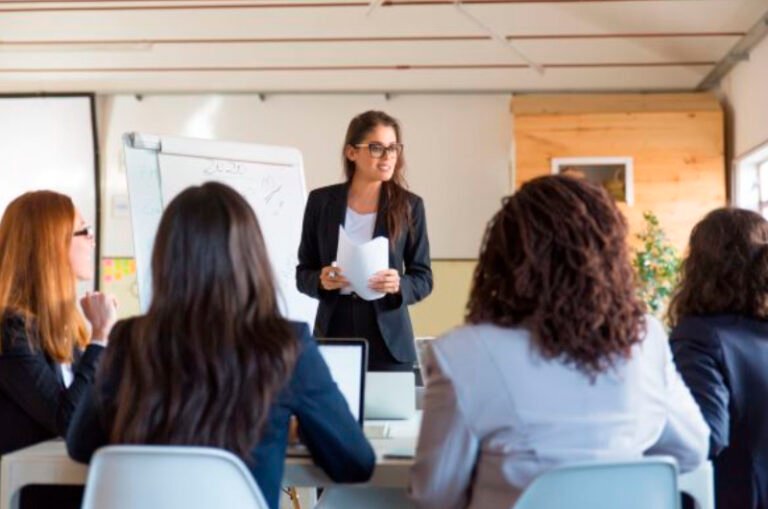 Mujeres tardarán 132 años en alcanzar la paridad de género: Foro Económico Mundial