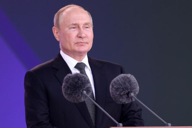 Putin acusa a EU de buscar ‘prolongar’ el conflicto ucraniano