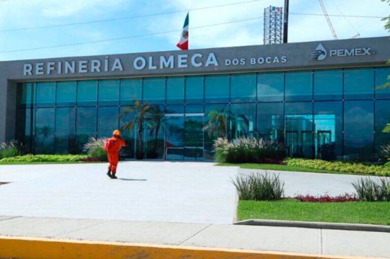 Trabajadores de Tampico denuncian abusos en la nueva Refinería en Dos Bocas, Tabasco