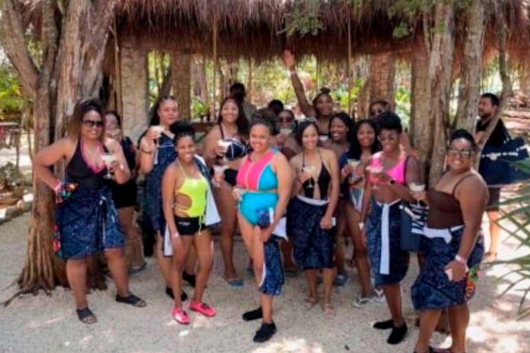 Serena Williams, ex tenista, visitó el santuario de vida Tsukán en Yucatán