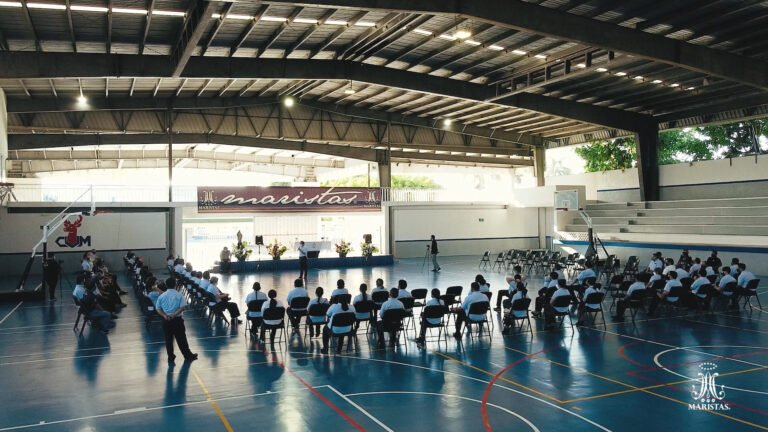 COMUNIDAD MARISTA SE UNE AL DUELO DE LA FAMILIA SARVIGE SALAZAR POR LA PERDIDA DE SU AMADO HIJO Y LLEVA A CABO HOMENAJE EN SU HONOR