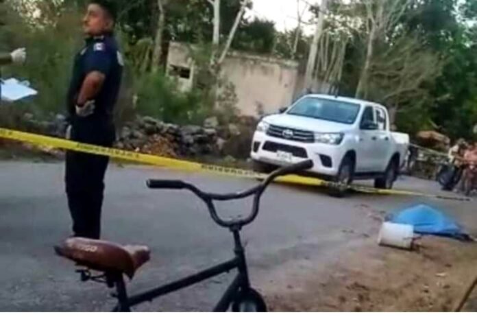 Arrollan a abuelita enfrente de su casa