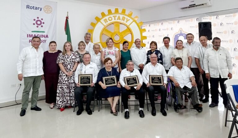 CLUB ROTARIO MÉRIDA MONTEJO RECONOCE TRAYECTORIA DE DISTINGUIDOS YUCATECOS