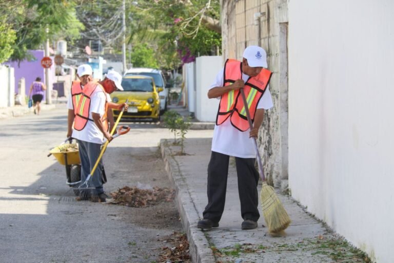 El Ayuntamiento mantendrá guardias para atender la ciudad durante la Semana Santa