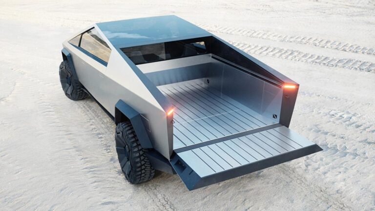 El valor de la Cybertruck se desploma y Tesla ya recibe unidades usadas