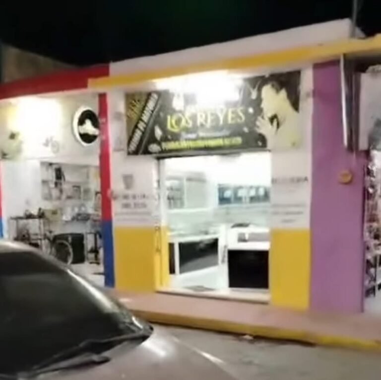 Denuncian presunto fraude en joyería de Tizimín; cliente afirma que fue tratado como delincuente
