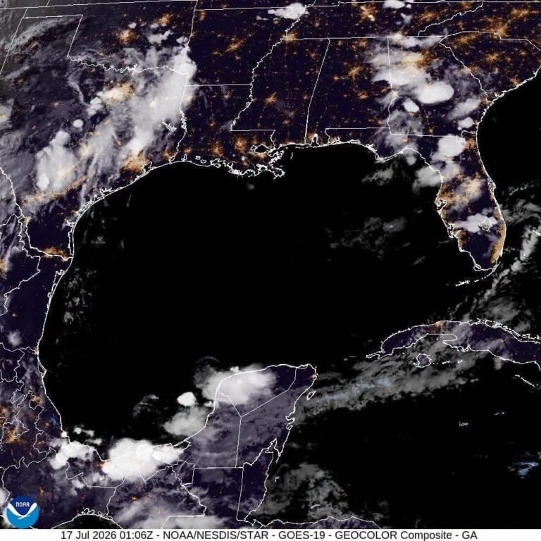 Prevén calor extremo y lluvias aisladas en Yucatán durante el fin de semana; vigilan dos zonas con baja probabilidad ciclónica